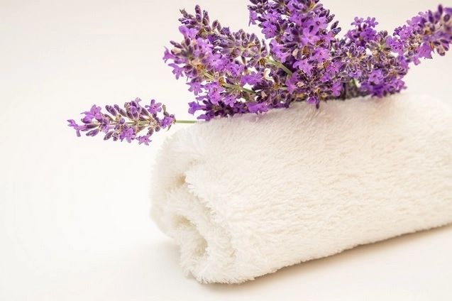 Cum să albești rapid prosoapele vechi cu un singur ingredient pe care și tu îl ai în cămară