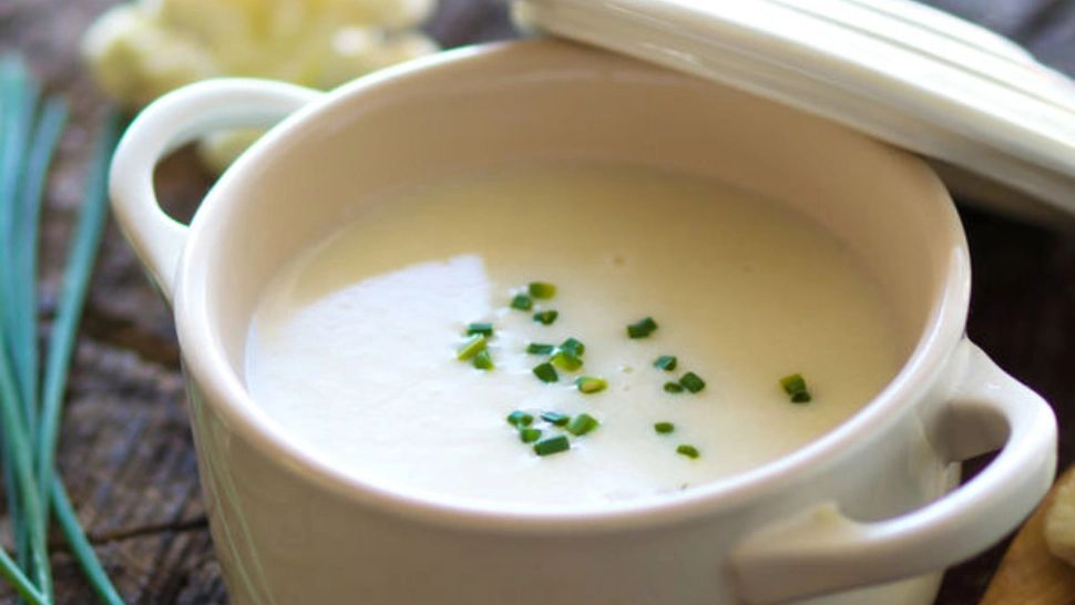 Cum să faci cea mai bună supă cremă de conopidă. O rețetă sănătoasă, delicioasă și cu puține calorii