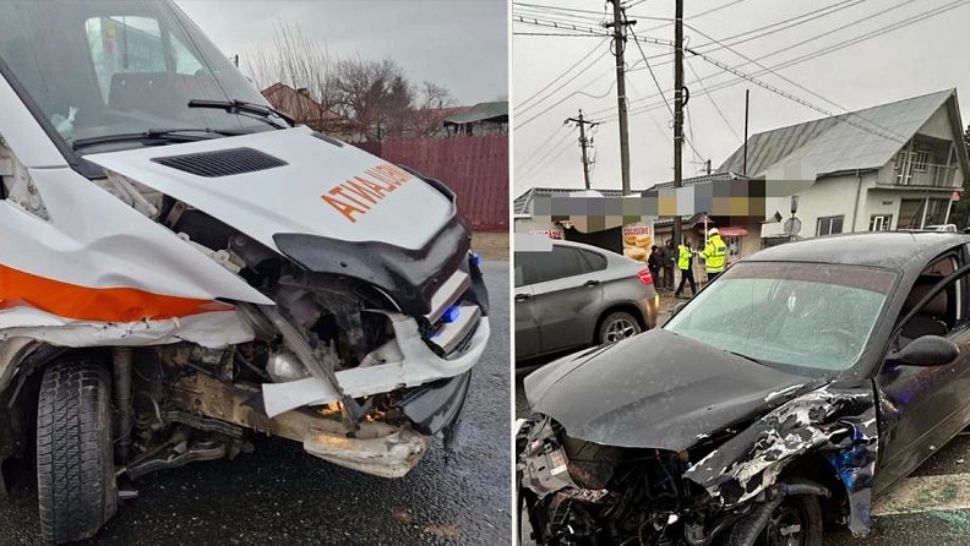 O ambulanţă care transporta o pacientă a fost implicată într-un accident rutier. Traficul, blocat pe sensul de mers Focşani - Bucureşti | FOTO