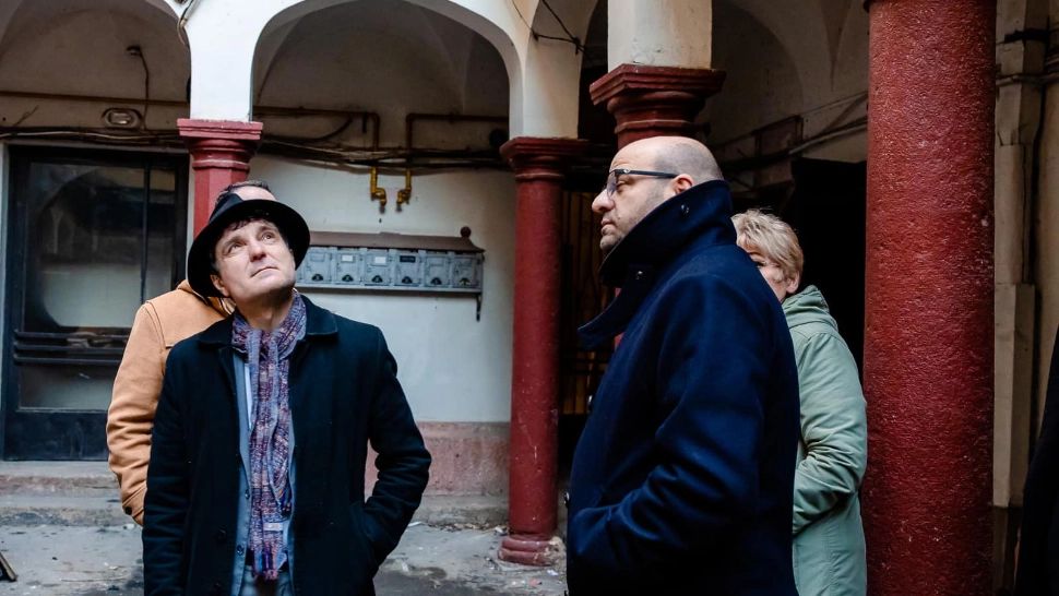 Nicuşor Dan: „Am început consolidarea seismică şi renovarea energetică a unui bloc din centrul istoric”