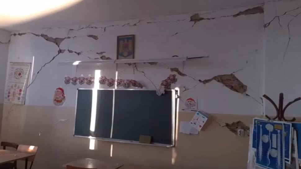 21 de școli și grădinițe folosesc clădiri încadrate în clasa I de risc seismic. LISTA făcută publică de Ministerul Educației