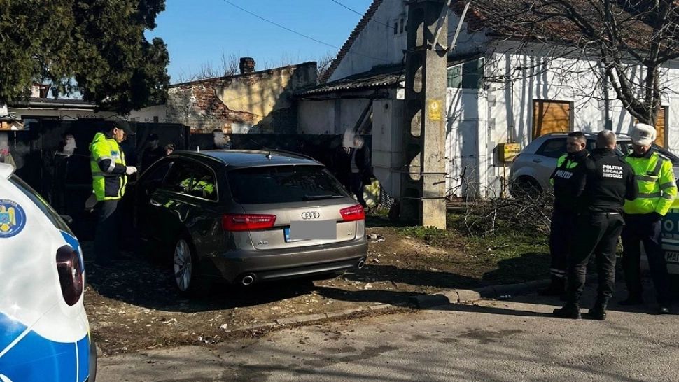 Polițist, lovit intenționat cu mașina. Șoferul s-a făcut nevăzut - ce l-a supărat pe bărbat