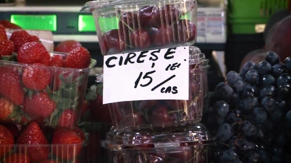 Cireșe de "lux" pe tarabele din piețe! Cu cât se vinde kilogramul