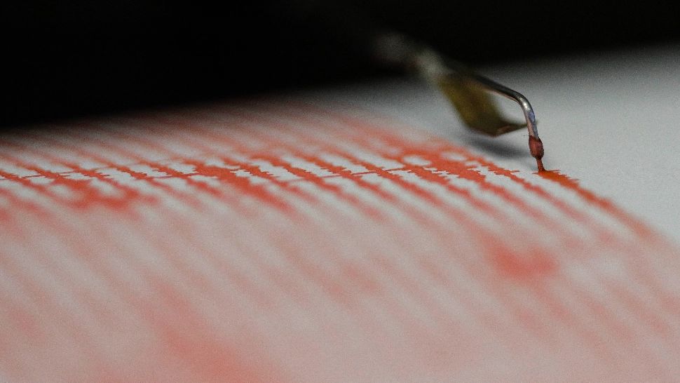 Cutremur de mică adâncime cu magnitudinea de 6,1 a zguduit centrul Filipinelor! Seismul, urmat de peste 80 de replici