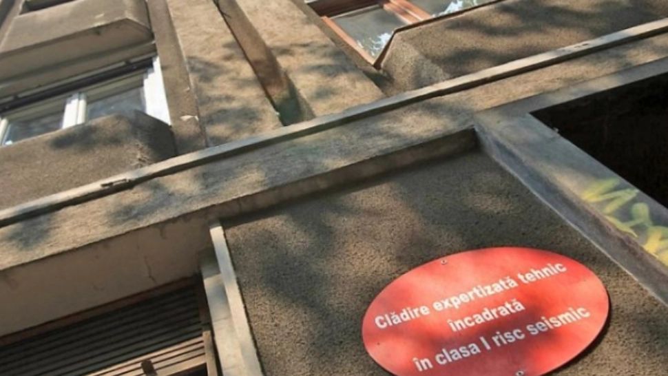 Ciucă: "Prioritare sunt şcolile, spitalele şi clădirile publice unde îşi desfăşoară activitatea un număr mare de persoane". Autoritățile caută SOLUȚII în caz de cutremur major