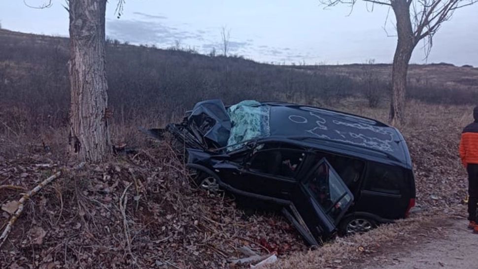 Accident îngrozitor în Dolj: 2 femei au murit, 3 bărbați au ajuns la spital