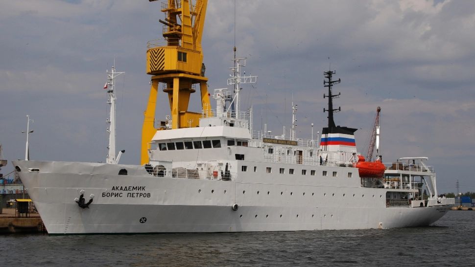 PUTIN, atac la internetul și electricitatea Europei - Navă de spionaj în plină misiune, lângă cablurile din Marea Nordului