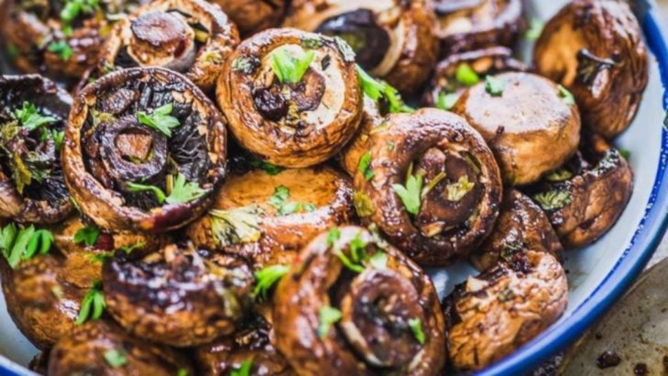 Ciuperci cu usturoi. Ingredientul secret care dă tot gustul