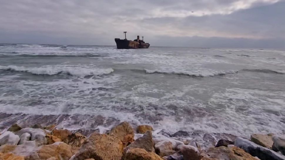 Epava de la Costinești, în pericol de dispariție. Ce fenomen amenință simbolul stațiunii?