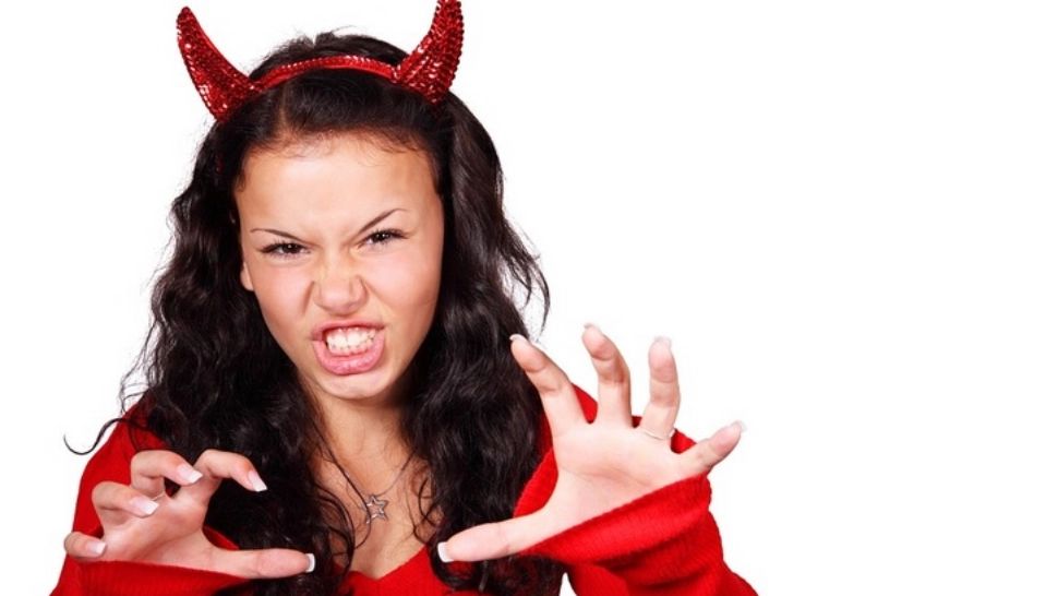 3 zodii negre la suflet - fugi din calea lor! Horoscopul femeilor care calcă pe cadavre pentru a ajunge unde și-au propus  