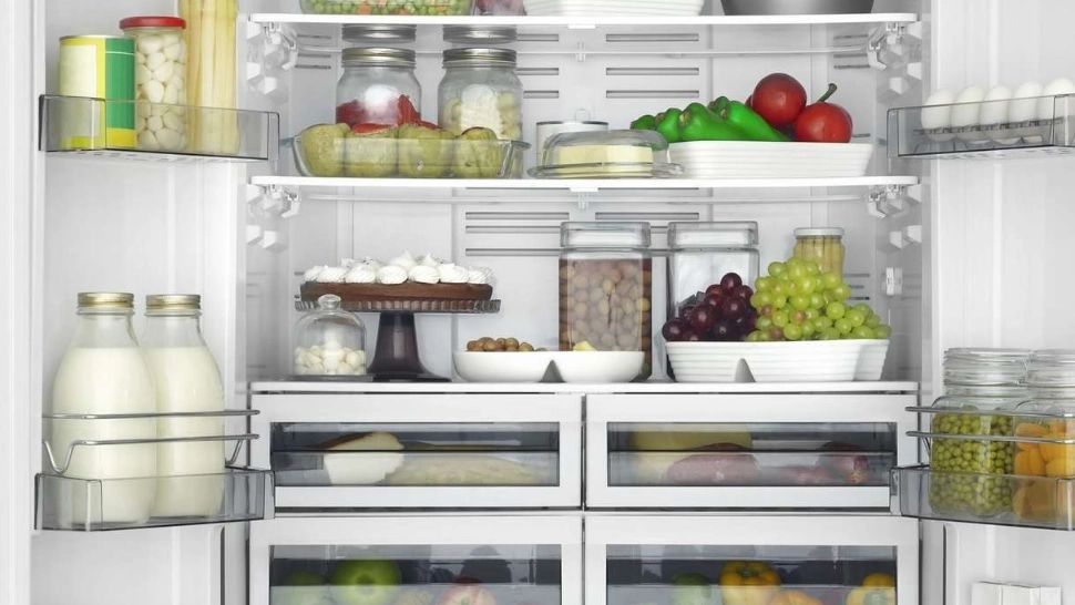 Otrava din frigider. Milioane de români consumă zilnic acest produs banal extrem de toxic