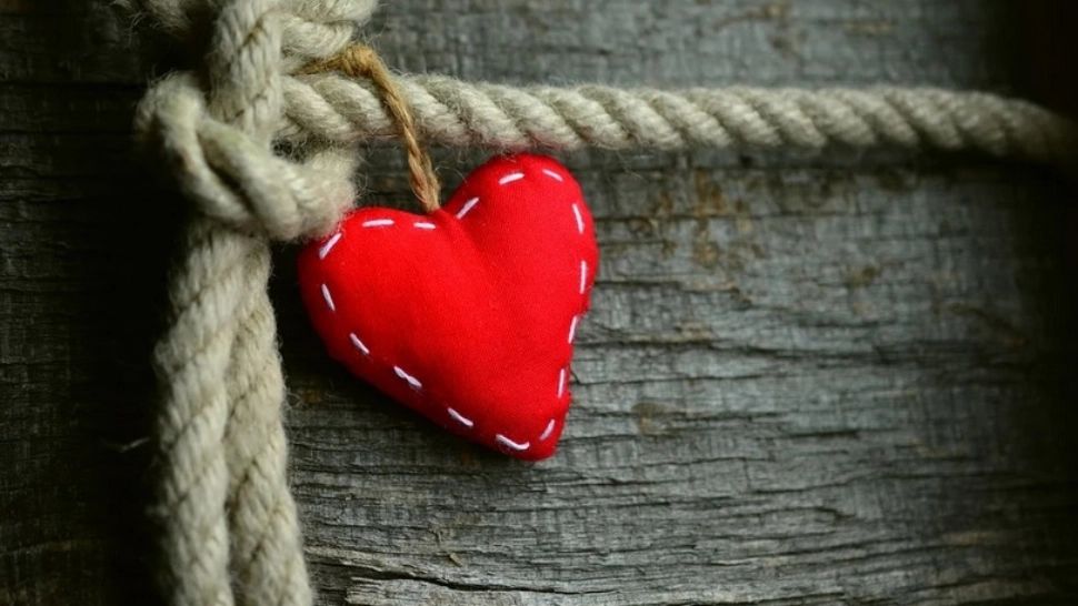 Horoscop 24 februarie. Omul potrivit, la momentul potrivit. Zodia care se îndrăgostește astăzi