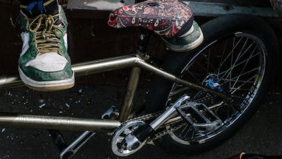 Pe repede-înainte: doi minori din Ploieşti au furat două biciclete, le-au vândut în doar câteva ore și au fost prinși a doua zi