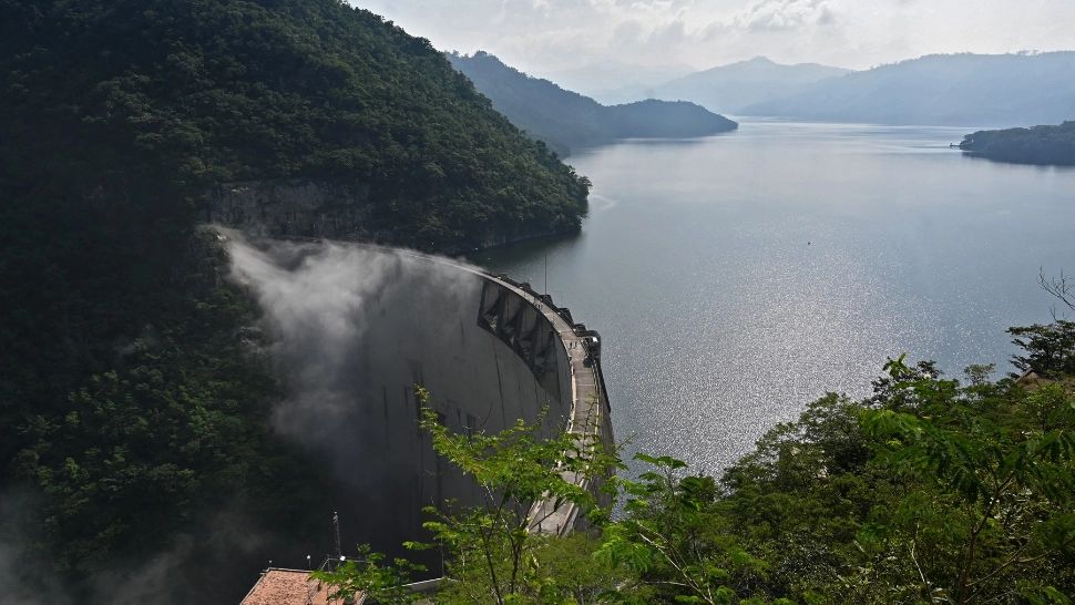 Hidroelectrica, luată în vizor de ANRE. Compania nu a mai emis facturi de 6 luni
