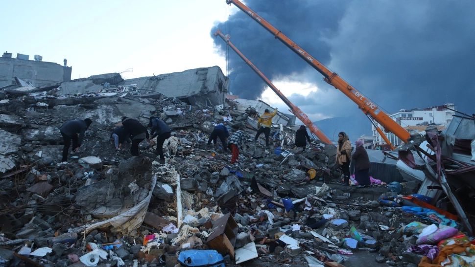 Peste 240 de replici în câteva ore după cutremurele ce au lovit Turcia și Siria - Seismologii avertizează că vor fi MII de seisme