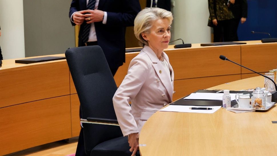 Ursula Von der Leyen, în banca acuzațiilor! Cine dă în judecată Comisia Europeană pentru nepublicarea textelor dintre Leyen și șeful Pfizer