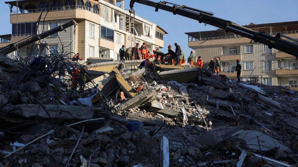 Arestări după cutremurul devastator din Turcia. 12 dezvoltatori imobiliari, reținuți. Panică printre cei care au construit prost și scump