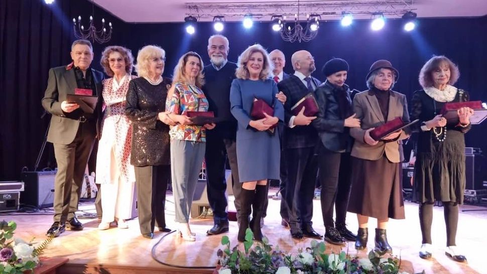 Apariție de colecție. Divele Epocii de Aur, Angela Similea, Dida Drăgan, Corina Chiriac și Stela Enache, împreună pe scenă -FOTO