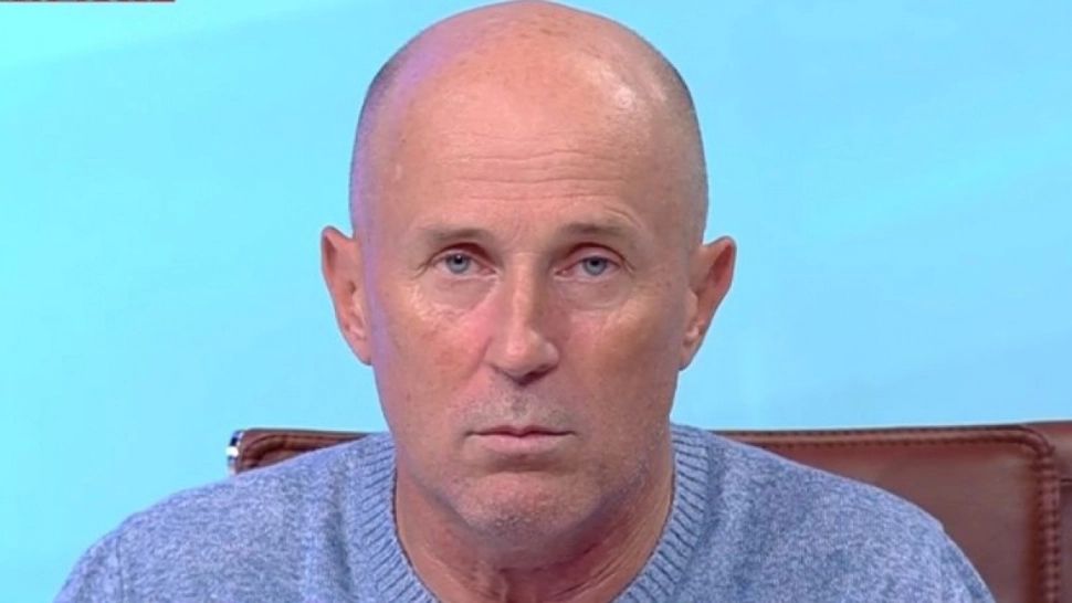 Mugur Mihăescu: Nu cer demisia lui Aurescu, cer demisia unui sistem! Să ne unim într-o singură mișcare suverană, românii să vină la vot!