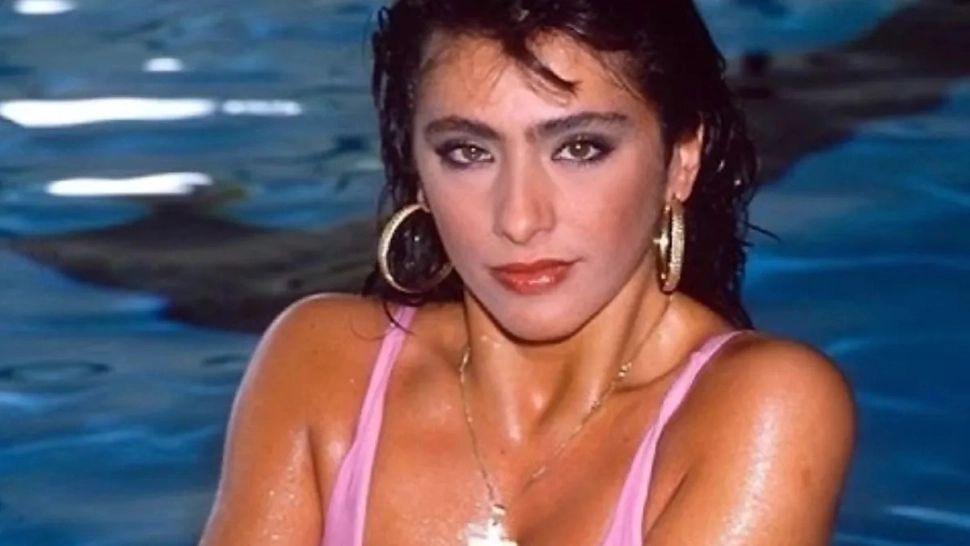 Vă mai amintiți pe Sabrina? Cum arată la 55 de ani sex-simbolul anilor 80, cunoscută pentru hitul „Boys”. Galerie Foto.