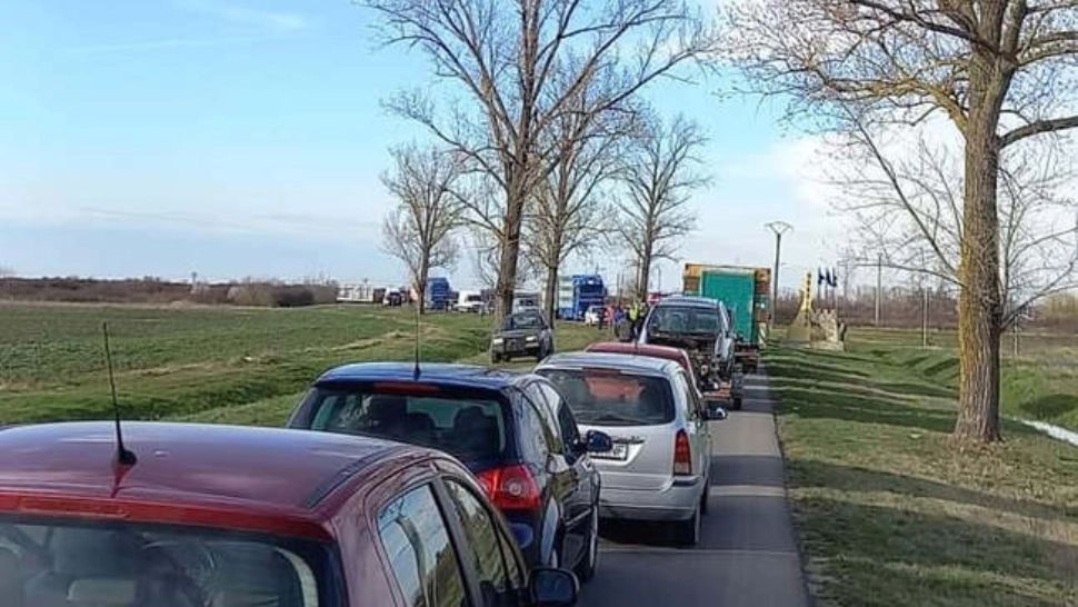 Accident cu 6 victime, în județul Arad. A intervenit elicopterul SMURD, o persoana a murit