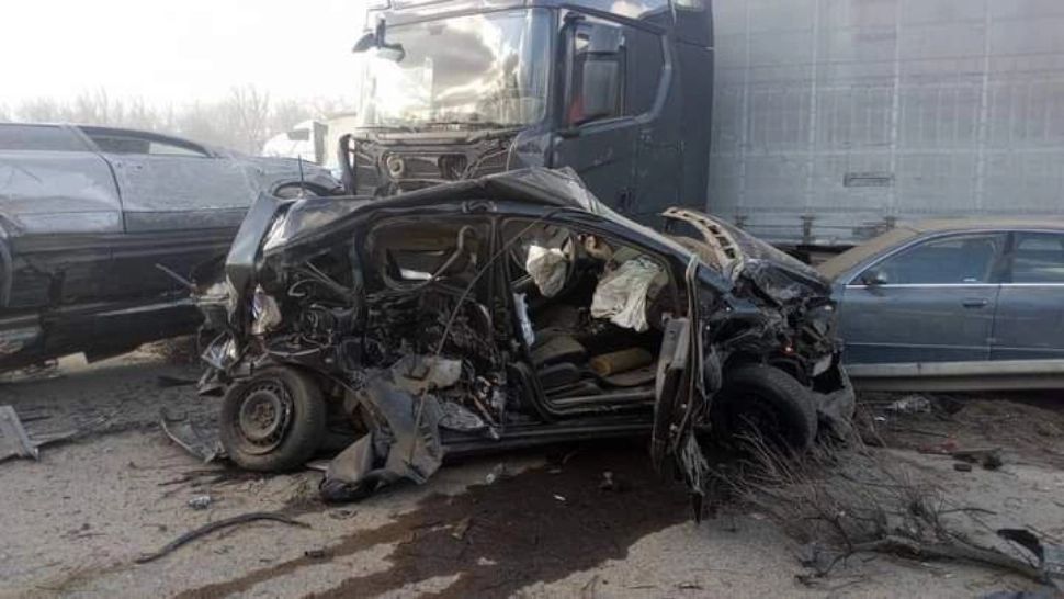 Un cadavru carbonizat, găsit printre rămășițele cumplitului accident rutier din Ungaria - FOTO