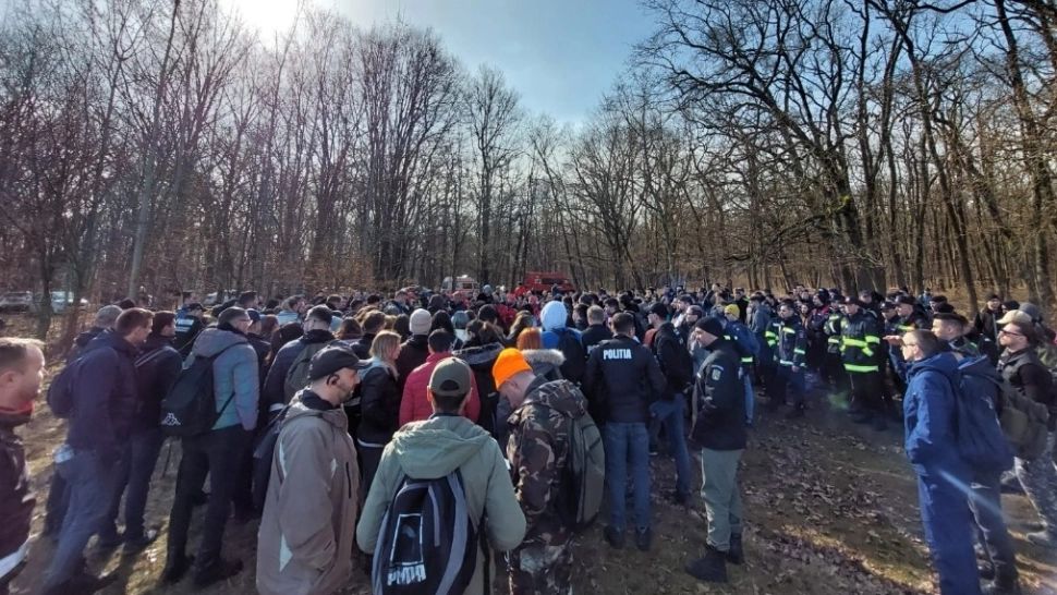 Studentă din Braşov, dispărută încă din februarie la Sibiu, căutată de peste 350 de oameni în pădurea de la marginea oraşului - Sunt folosite inclusiv drone