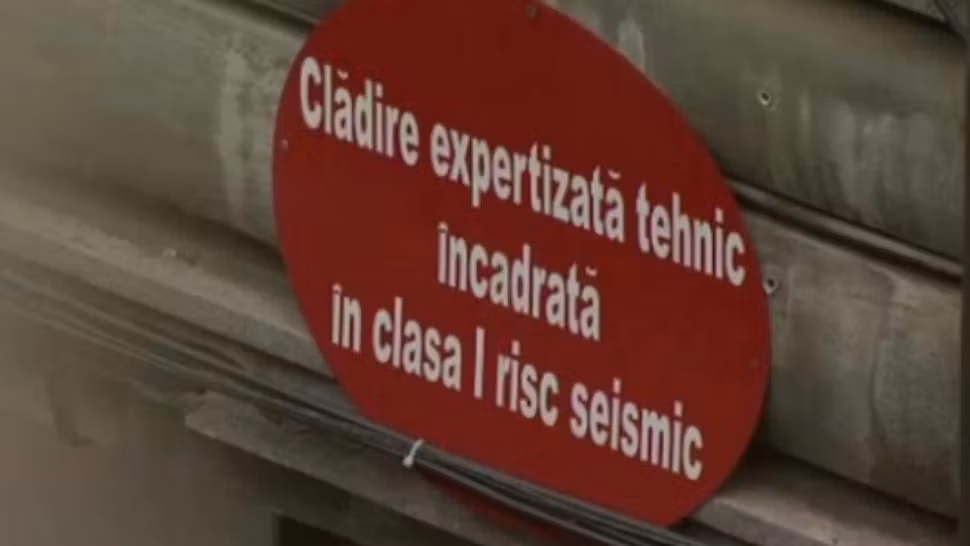 68 de spitale funcționează în clădiri construite înainte de 1900 iar 118 școli au risc seismic de gradul I. Raport devastator al Curții de Conturi