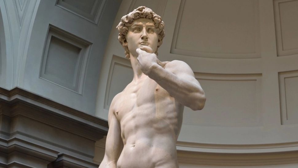 Profesoara nevoită să își dea demisia din cauza sculpturii „David”, invitată în Italia. "Să confunzi arta cu pornografia este pur şi simplu ridicol" 
