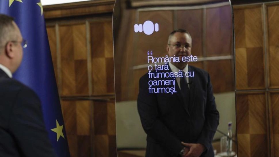 Robotul ION a dat rateuri la prima apariție în public - Guvernul cere răbdare în cazul consilierului cu inteligență artificială: Trebuie să învețe