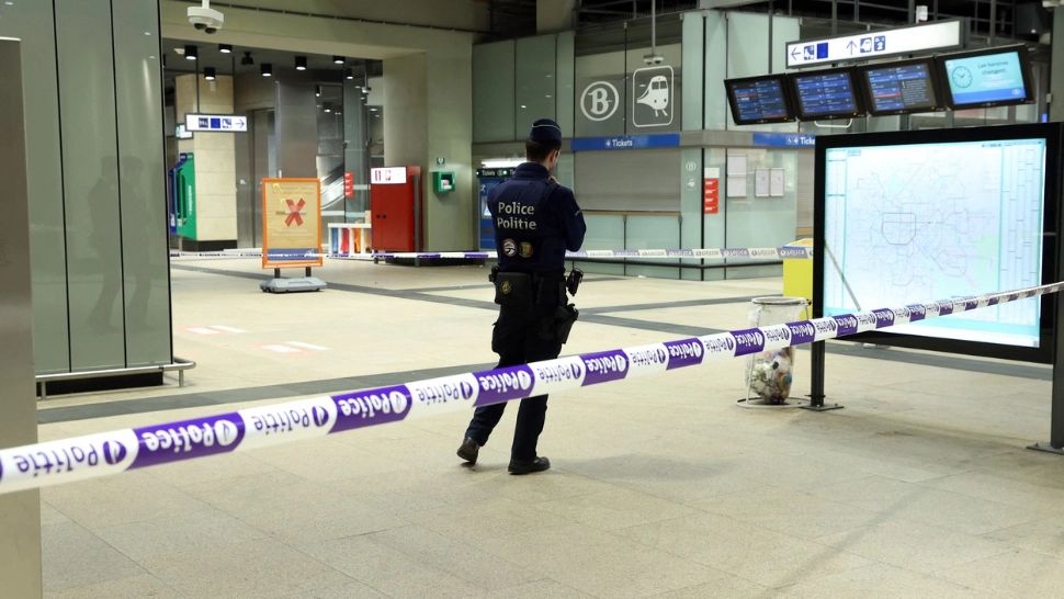 Alertă teroristă la metroul din Bruxelles, după un e-mail în limba rusă