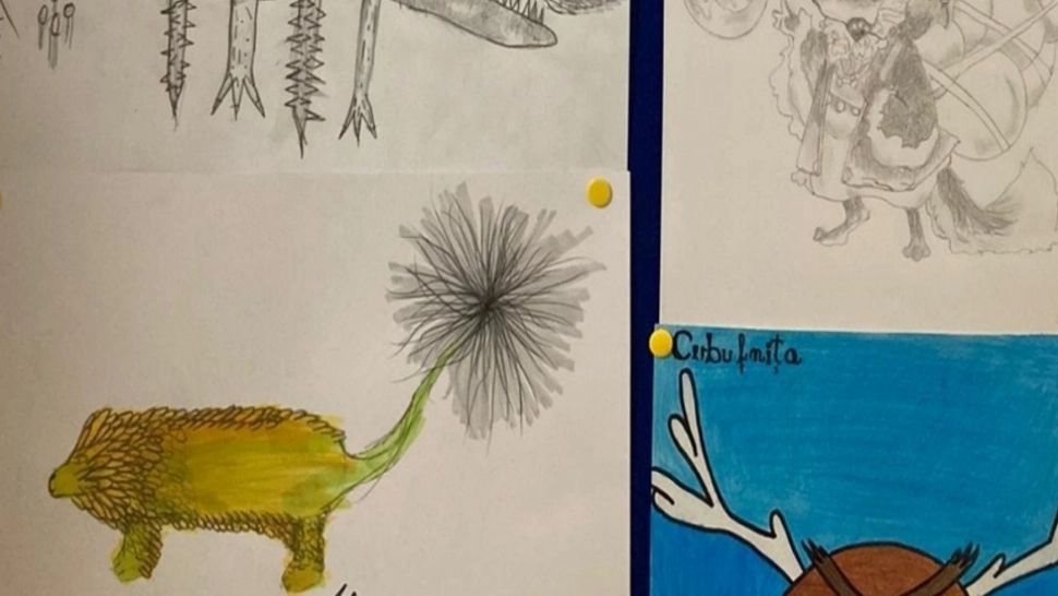 Un elev s-a semnat cu o înjurătură „mascată” într-o lucrare pentru o expoziție școlară. Conducerea școlii a eliminat-o imediat ce și-a dat seama