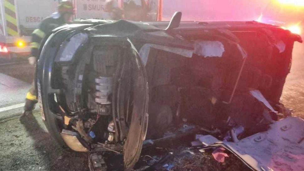 Accident grav la Botoșani - Un bărbat de 29 de ani a murit după ce a fost prins sub mașina răsturnată