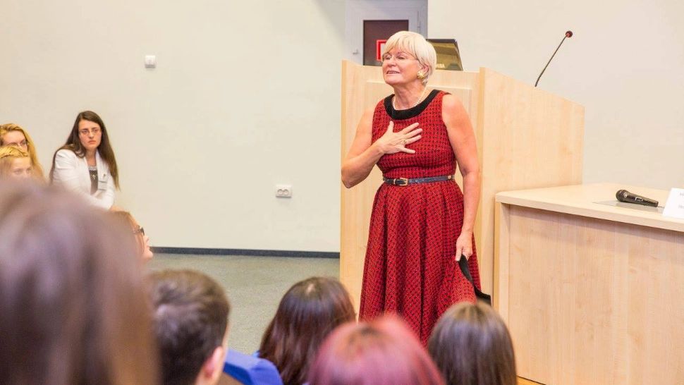 Dieta secretă a Monicăi Tatoiu care te scapa de 4 kilograme in 4 zile