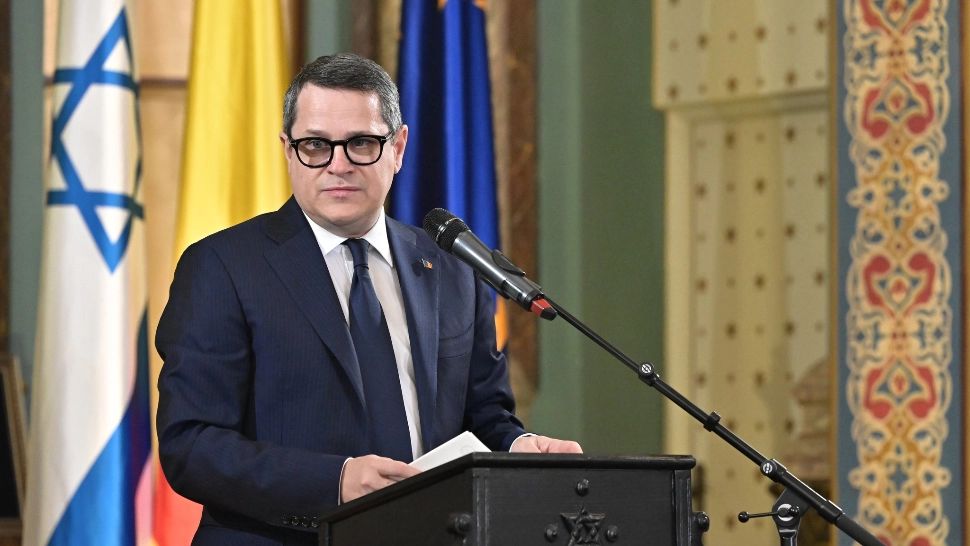 Directorul SRI - Eduard Hellvig a primit Medalia de Onoare „Prieten al Comunităţilor Evreieşti din România”