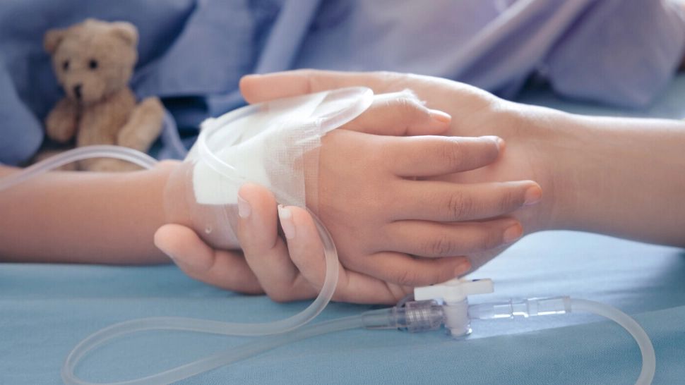 Tragedie cumplită în Bolintin Vale: Un băiețel de 4 ani a murit la spital, înecat cu un bob de strugure - Ce au aflat polițiștii