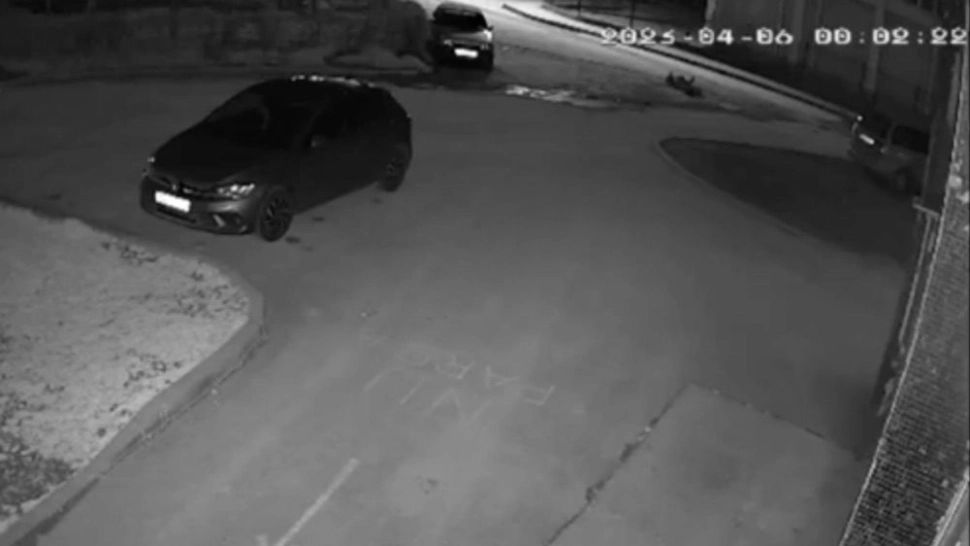 Caz șocant la Turda. Un bărbat a zăcut 2 ore pe stradă și a MURIT - VIDEO