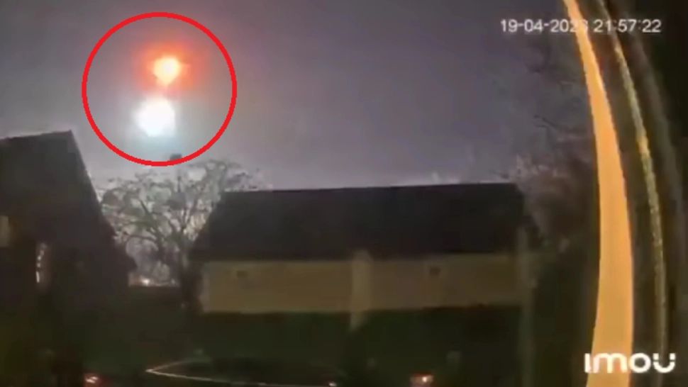 Un obiect luminos misterios a apărut pe cerul Kievului! Oficial: Alerta de raid aerian, activată - Ipoteza ucrainenilor, respinsă de NASA - VIDEO