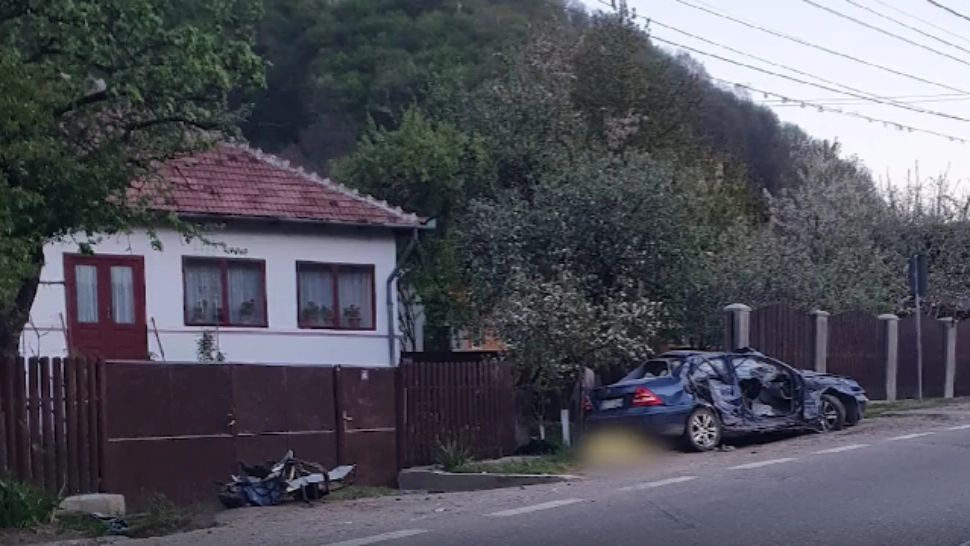 Accident cumplit produs de un polițist, în jud Buzău: o persoană și-a pierdut viața. Omul legii s-a urcat băut la volan