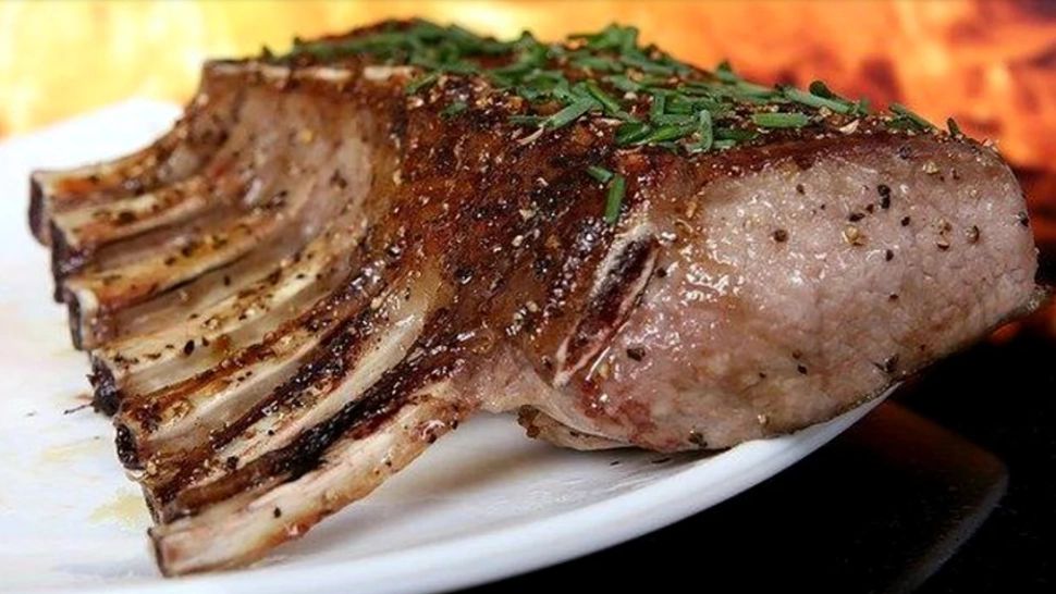 Ingredientul SECRET pentru cea mai bună friptură de miel! Așa va fi mai fragedă și mai gustoasă ca niciodată