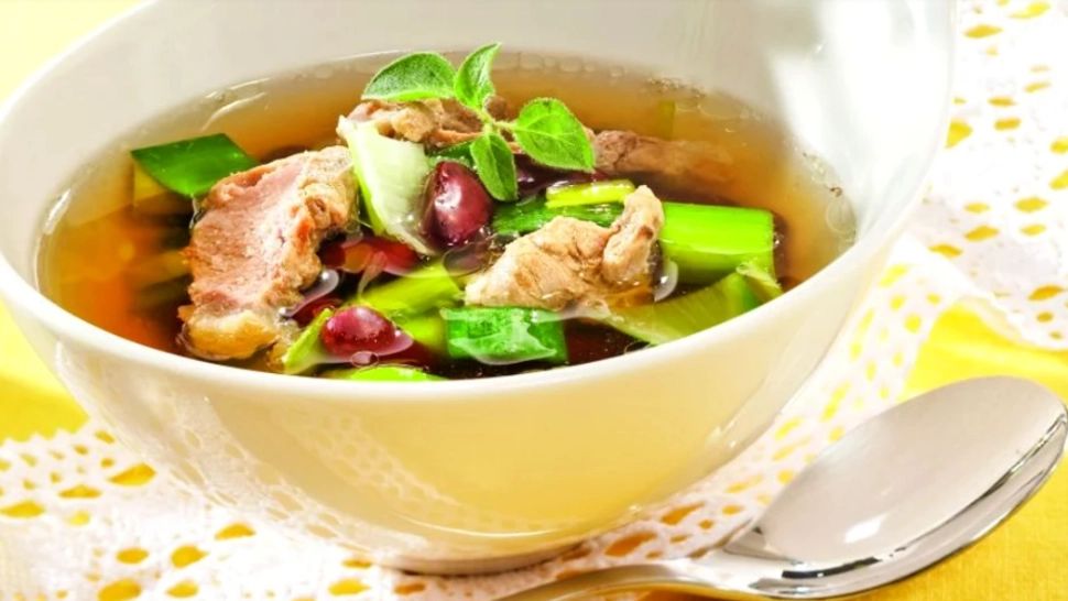 Cum prepari cea mai delicioasă ciorbă de miel. Greșeala pe care majoritatea gospodinelor o fac, fără să-și dea seama