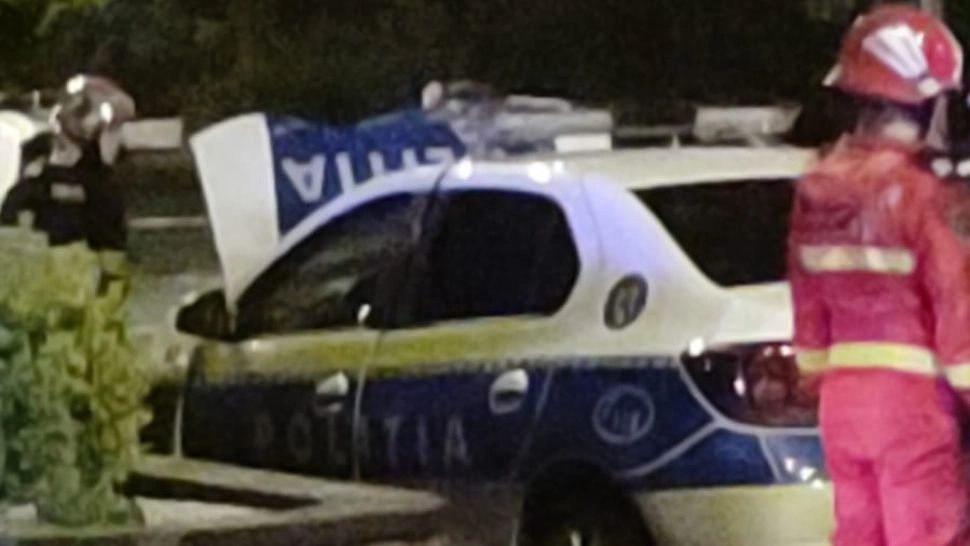 Autospecială de poliție, implicată într-un accident pe Calea 13 Septembrie din Capitală! 4 persoane, rănite - printre care și 2 polițiști - FOTO