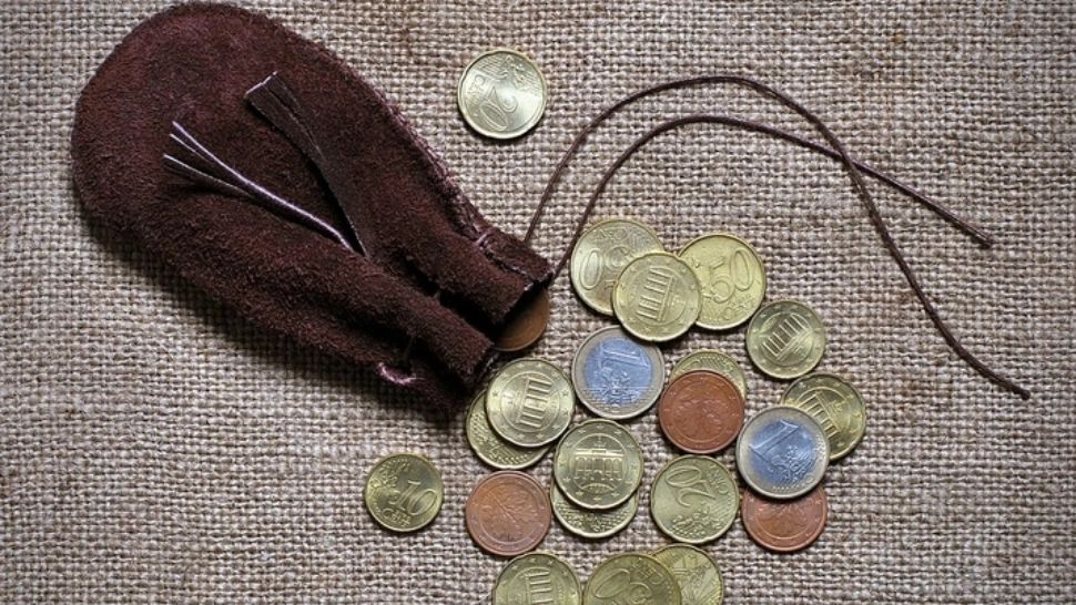 Primăriile, în faliment. Guvernul dă bani din fondul de urgență, deși la începutullui 2023 aveau fonduri pentru tot anul