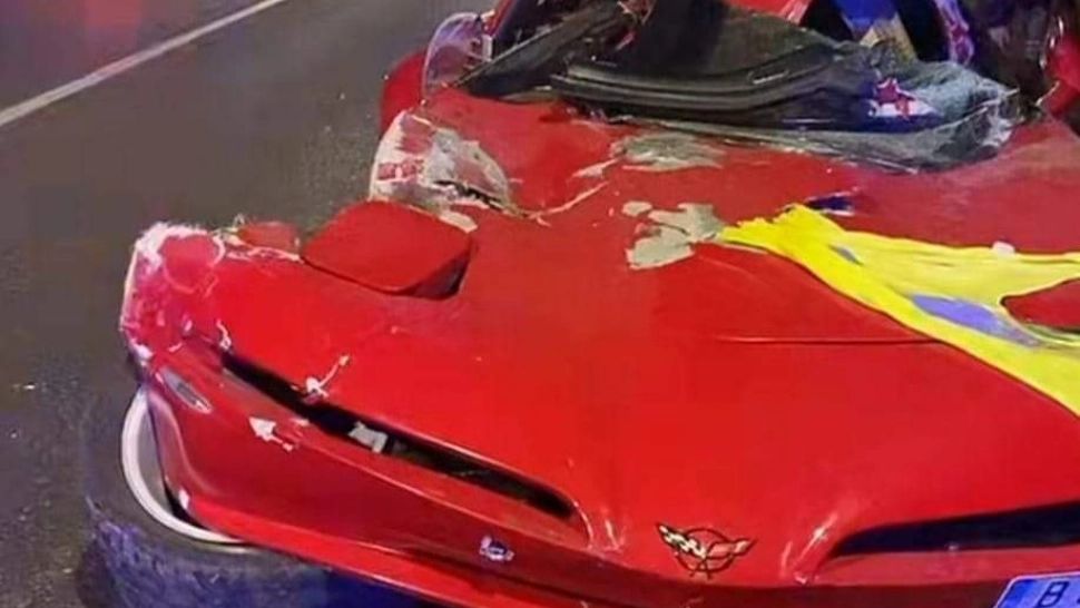 Bolid de lux, făcut praf în urma unui accident din Strehaia. Mașina fusese tunată în peste 3.300 de ore de muncă