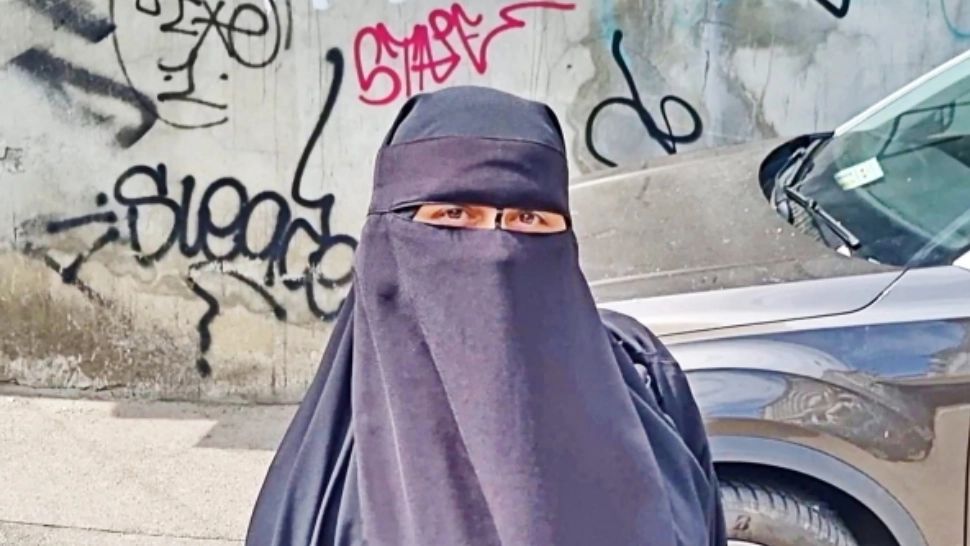 Prima româncă acuzată de propagandă teroristă, trimisă în judecată de DIICOT - Cum s-a autoradicalizat