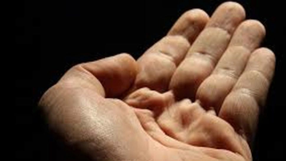 Atenție cui donați bani! Escroc, depistat că cerea donații în numele unei asociații umanitare. Cât reușise să strângă