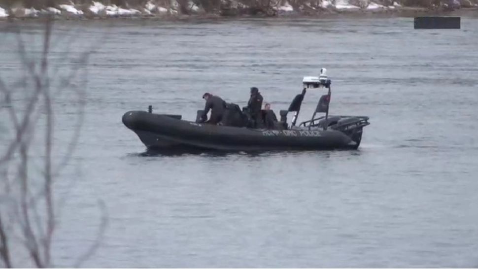 MAE transmite că autorităţile canadiene nu au confirmat cetăţenia victimelor decedate la graniţa dintre SUA şi Canada