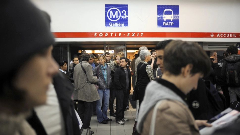 Două persoane, lovite mortal de metrou. Victimele erau în stare de ebrietate