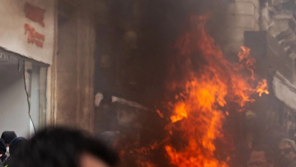 Gest șocant. Un fotbalist a murit după ce şi-a dat foc pentru a scăpa de "statul polițienesc" 