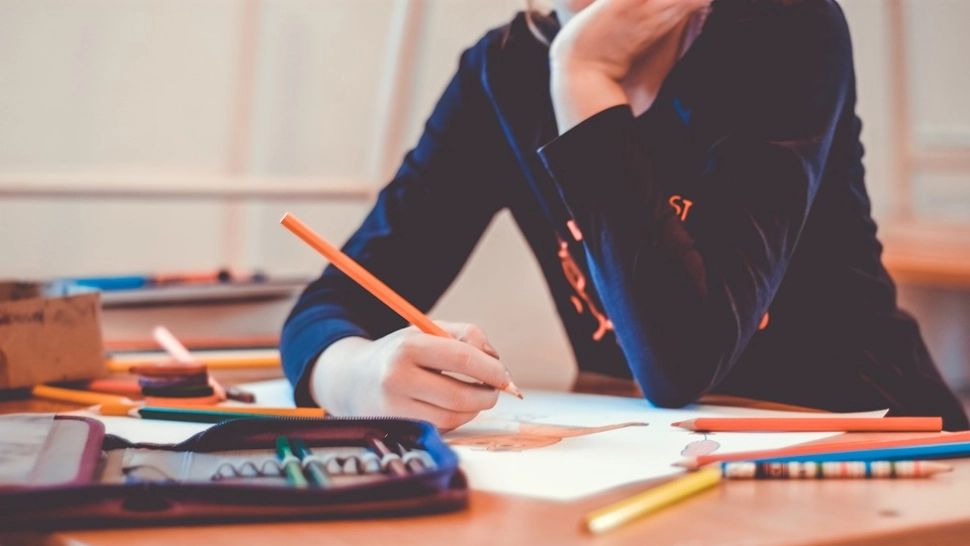 Elevii care au batjocorit profesoara rămân repetenți